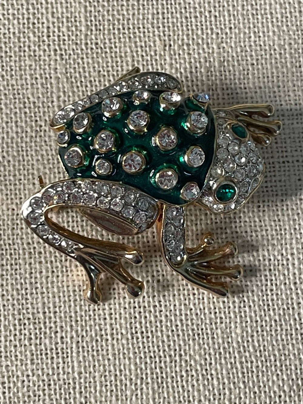 Sparkling Frog Brooch